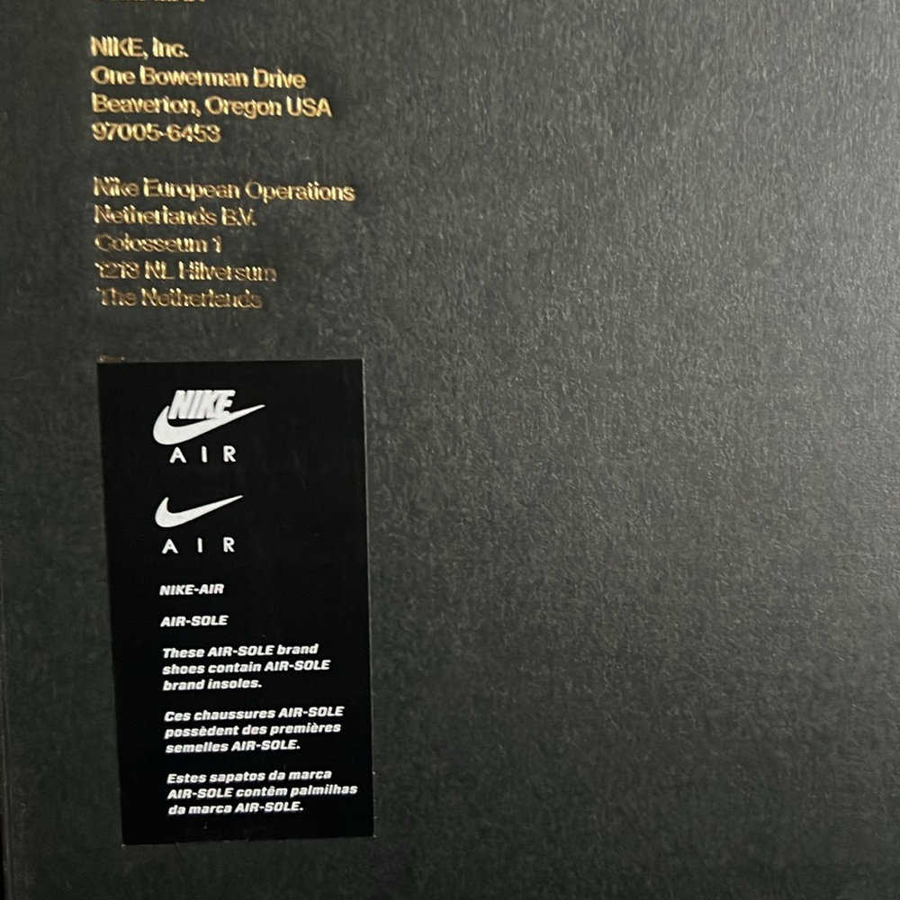 Air Jordan 1 Low - Picture 8 of 14